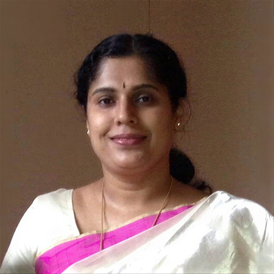Dr. Roopa Suresh, Associate Medical Director